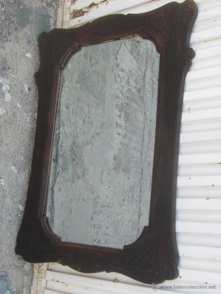 Antig&uuml;edades: espejo en madera tallada - Foto 1