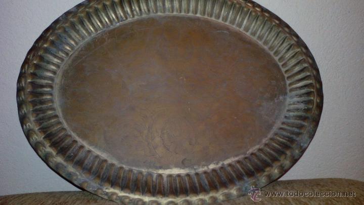 Antig&uuml;edades: BANDEJA DE METAL PLATEADO - Foto 1