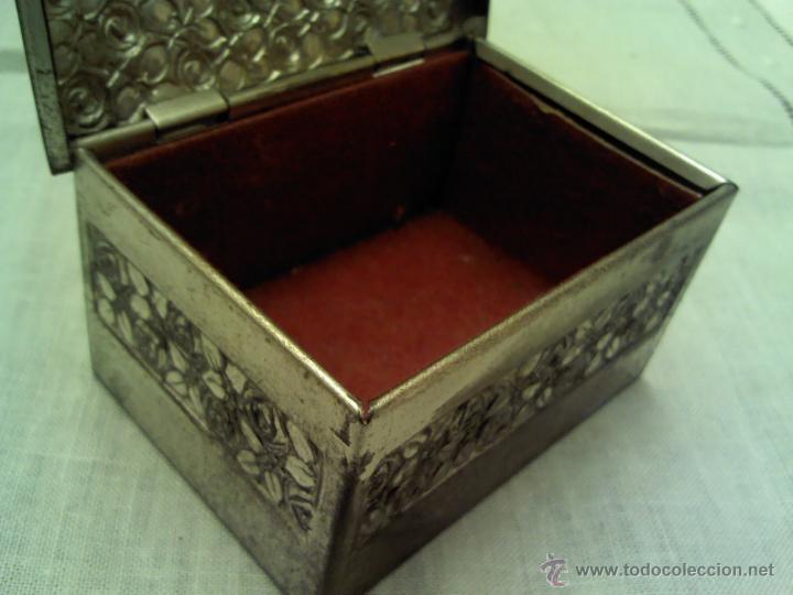 Antig&uuml;edades: LOTE DE DOS CAJAS MET&Aacute;LICAS - Foto 5