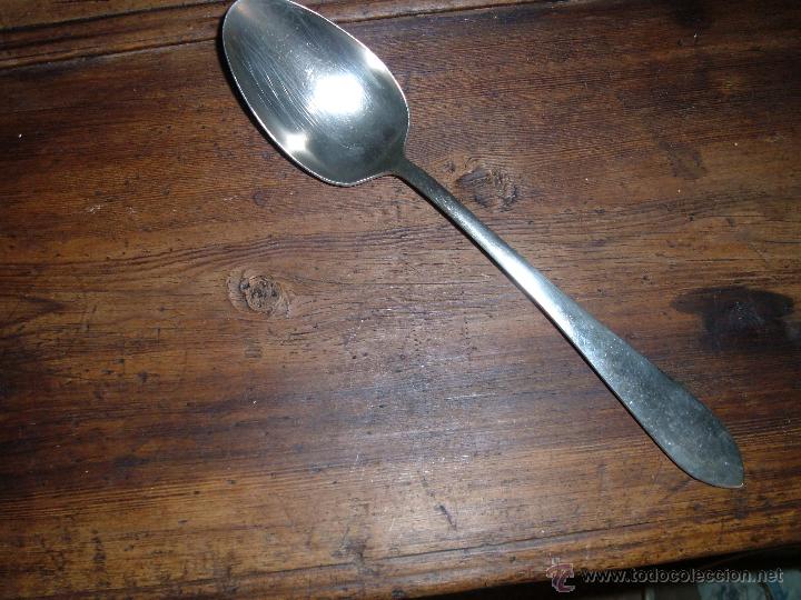 Antig&uuml;edades: Cuchara de servir - Foto 1