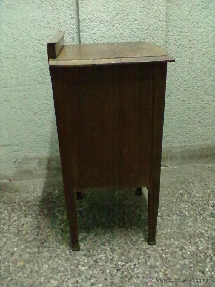 Antig&uuml;edades: MESILLA NOCHE CAOBA PARA RESTAURAR - Foto 7