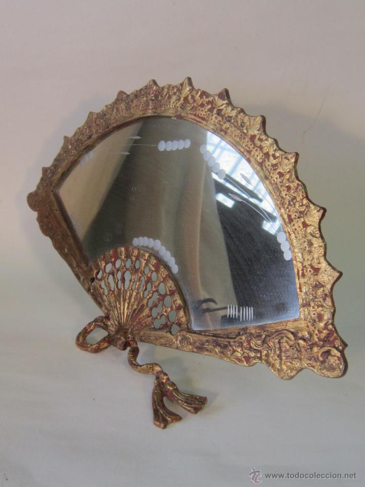 Antig&uuml;edades: ESPEJO DE SOBREMESA EN BRONCE Y DORADO - Foto 3