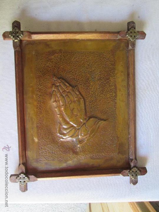 Antig&uuml;edades: RELIEVE DE MANOS EN CHAPA DE COBRE. - Foto 5