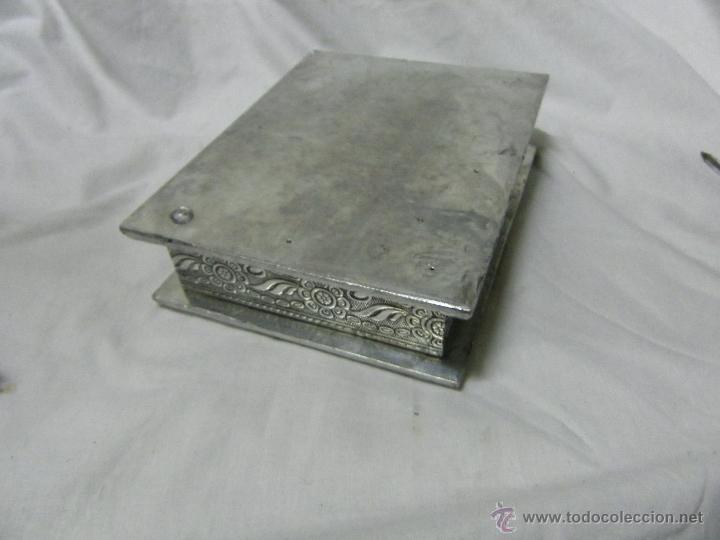 Antig&uuml;edades: CAJA FORRADA DE ESTA&Ntilde;O - Foto 3