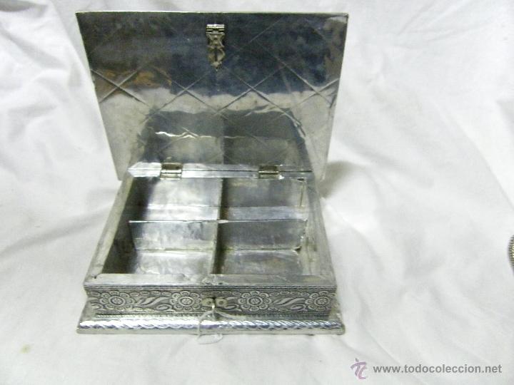 Antig&uuml;edades: CAJA FORRADA DE ESTA&Ntilde;O - Foto 5