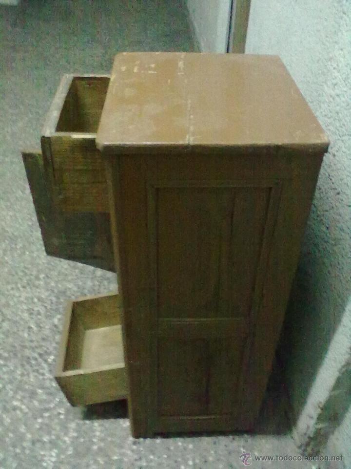 Antig&uuml;edades: MESILLA NOCHE PARA RESTAURAR. - Foto 3