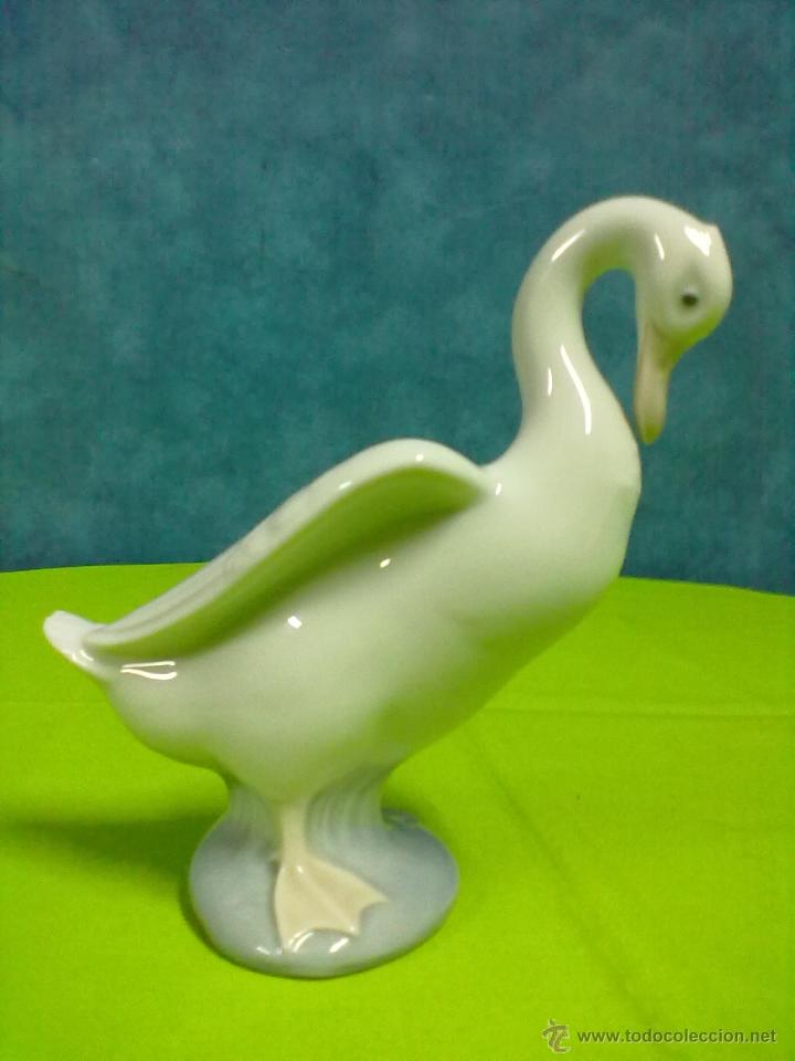 Antig&uuml;edades: CISNE NAO LLADRO - Foto 1