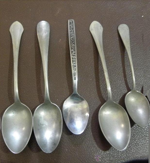 Antig&uuml;edades: Lote 5 cucharas soperas antiguas - Foto 1