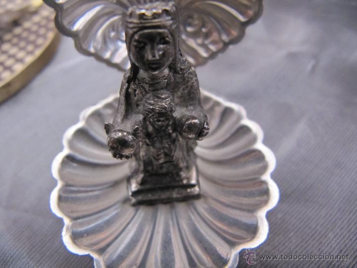 Antig&uuml;edades: PEQUE&Ntilde;A CONCHA DE METAL CON VIRGEN - Foto 4