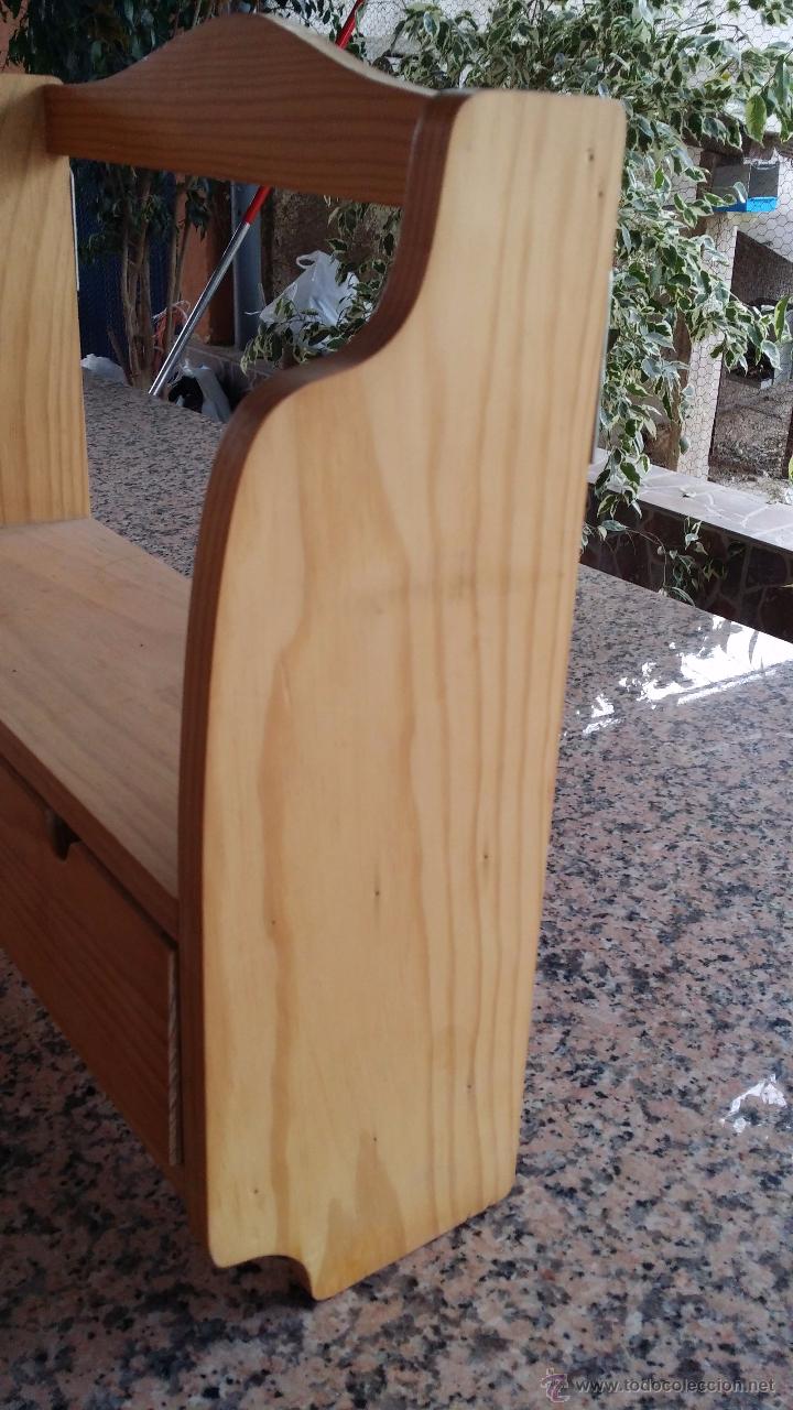 Antig&uuml;edades: especiero de madera. - Foto 2