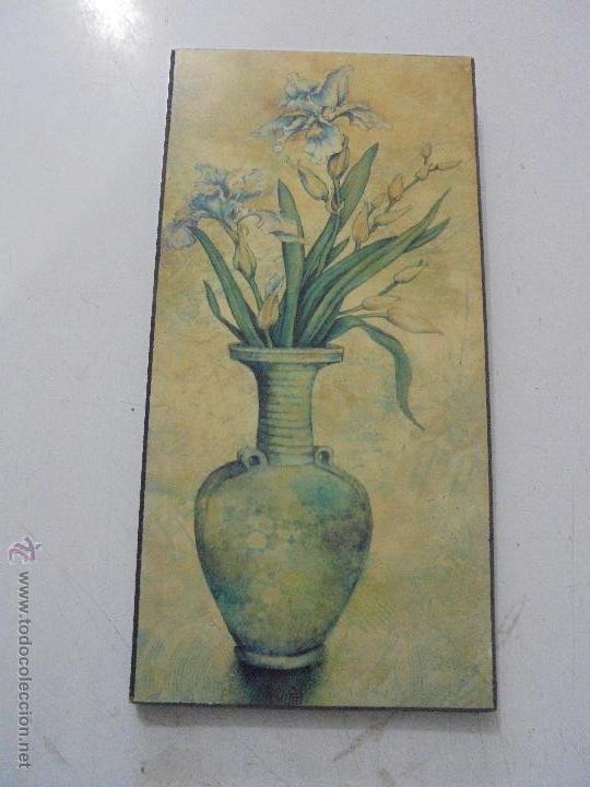 Antig&uuml;edades: CUADRO MADERA MOTIVO FLORAL