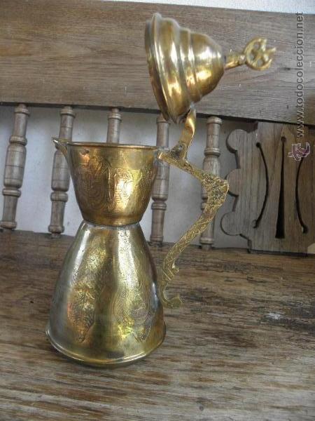 Antig&uuml;edades: Tetera marroqui de laton con estrella en la punta - Foto 3