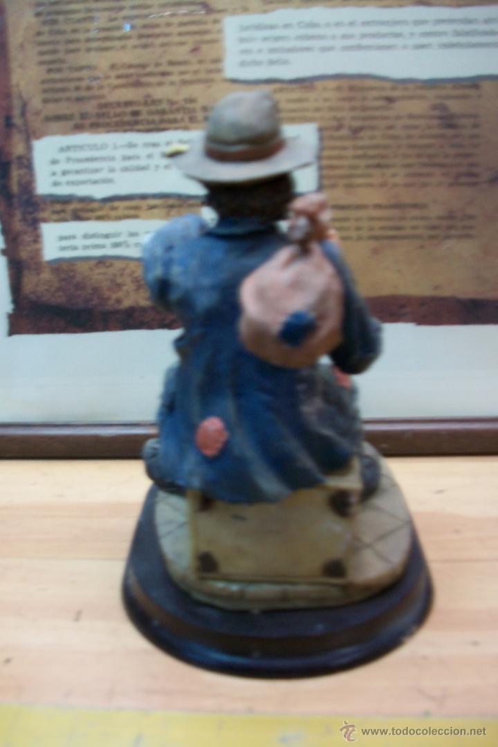 Antig&uuml;edades: ANTIGUA FIGURA DE VAGABUNDO - Foto 6