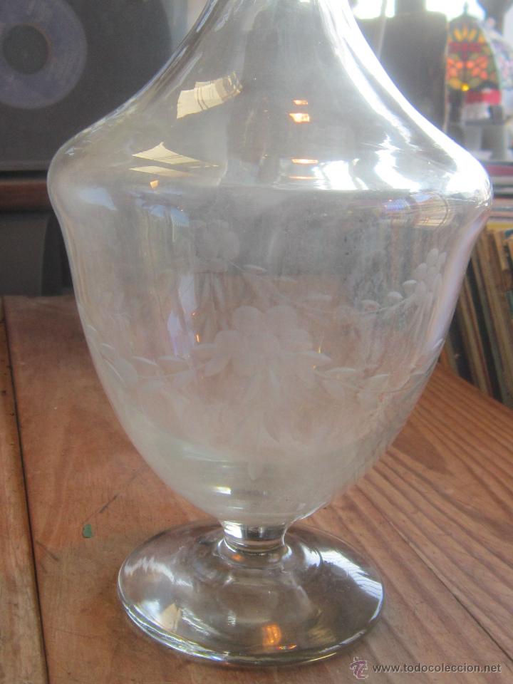 Antig&uuml;edades: BOTELLA LICORERA EN CRISTAL TALLADO - Foto 5