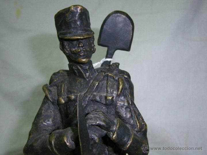 Antig&uuml;edades: FIGURA DE BRONCE- PONTONERO - Foto 7