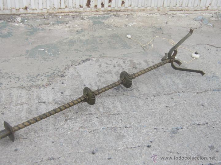 Antig&uuml;edades: LAMPARA DE PIE ANTIGUA EN METAL - Foto 2