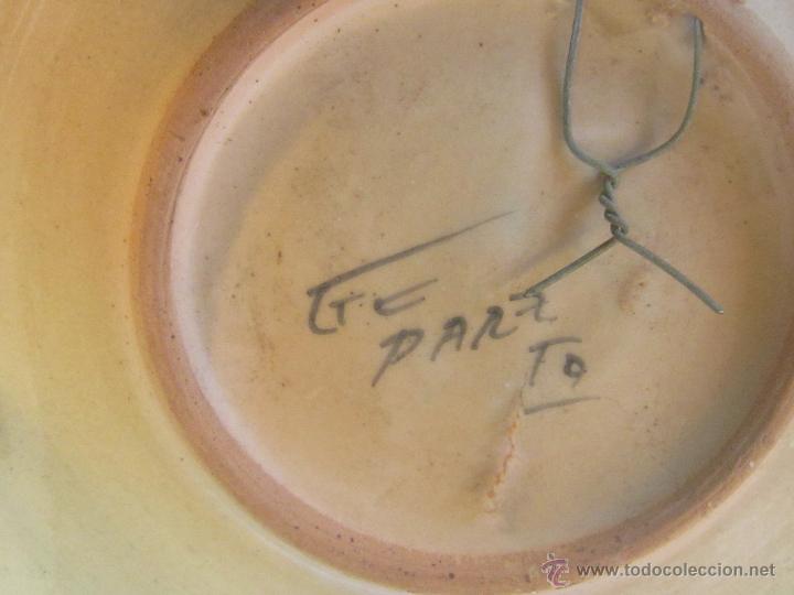 Antig&uuml;edades: PLATO EN CERAMICA FIRMADA - Foto 4