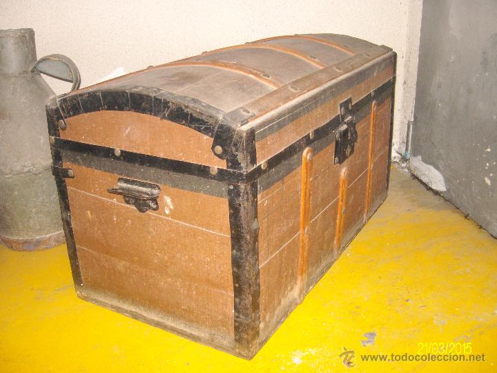 Antig&uuml;edades: Ba&uacute;l antiguo - Foto 1
