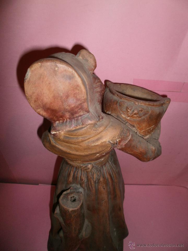 Antig&uuml;edades: FIGURA NI&Ntilde;A CON CESTO S-XIX - Foto 5