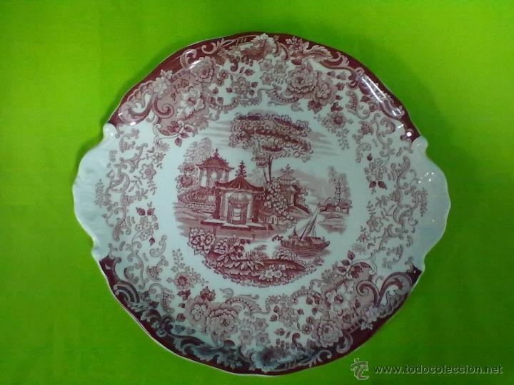 Antig&uuml;edades: PLATO CON ASAS FUENTE PICKMAN S.A. - Foto 1