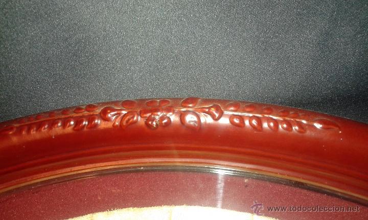 Antigüedades: Abanico enmarcado. Seda pintada a mano y hueso. Siglo XIX - XX. - Foto 14 - 48573642