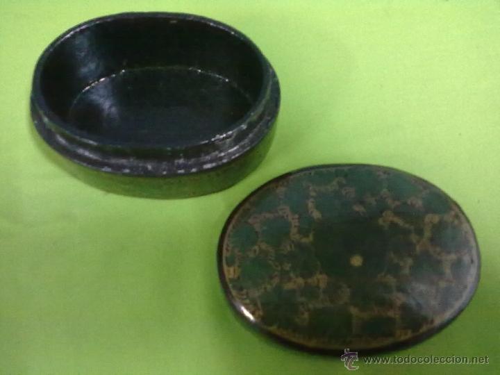 Antig&uuml;edades: OVALADA CAJA PAPIER MACHE VERDE ORO - Foto 2