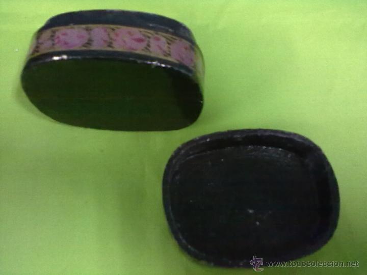 Antig&uuml;edades: CAJA PAPIER MACHE FLORES MALVAS - Foto 3