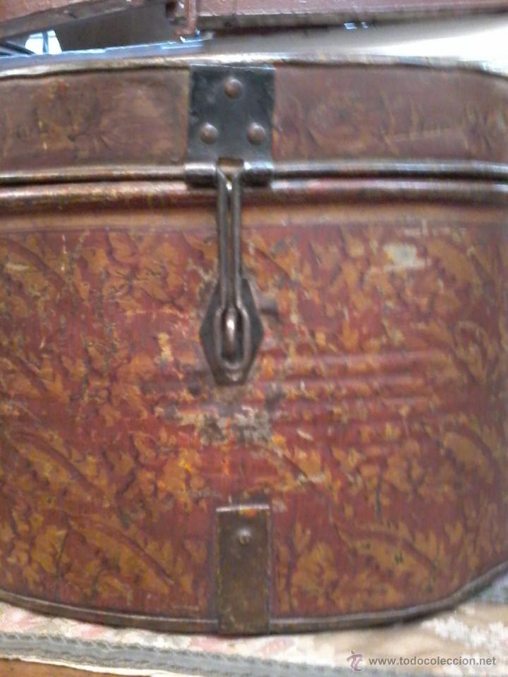 Antig&uuml;edades: SOMBRERERA EN CHAPA INGLESA S. XIX - Foto 3