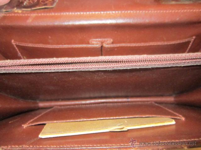 Antig&uuml;edades: Antiguo bolso en piel de serpiente. - Foto 6
