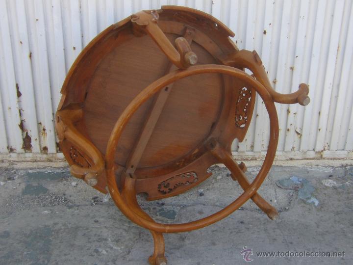 Antig&uuml;edades: MESA BAJA EN MADERA TALLADA - Foto 12
