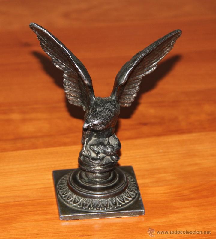 Antig&uuml;edades: ANTIGUA FIGURA DE AGUILA - Foto 2