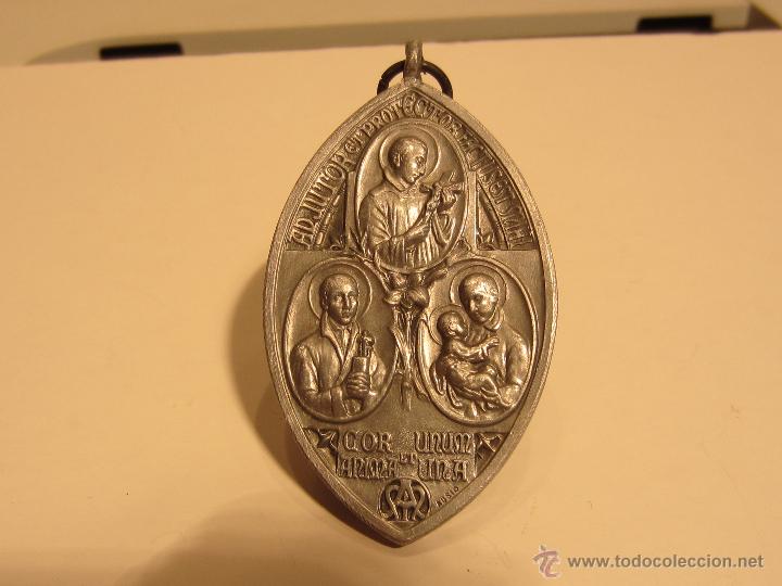 Antig&uuml;edades: medalla de aluminio congregatio mariana - Foto 2