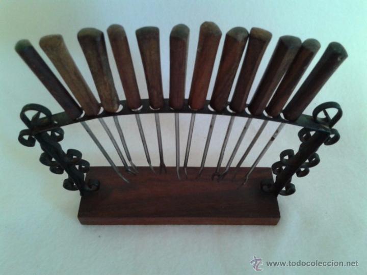 Antig&uuml;edades: EXPOSITOR DE PINCHOS - Foto 2