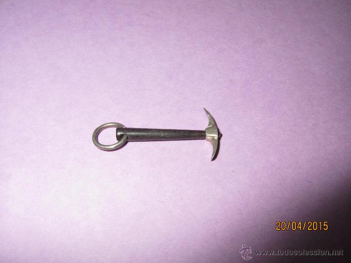 Antig&uuml;edades: Antiguo Pico de Madera y Plata - Foto 1