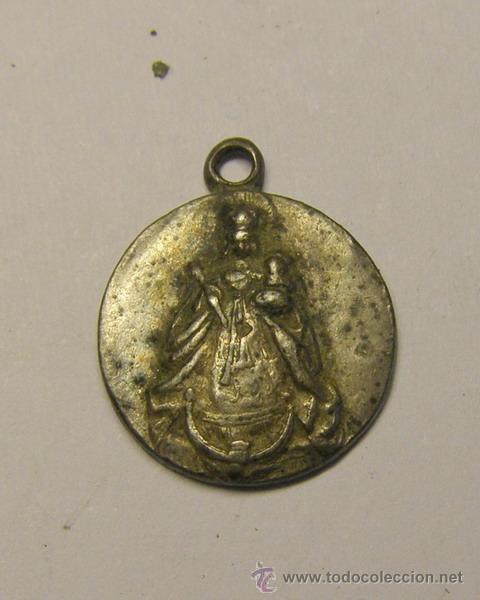 Antig&uuml;edades: Medalla religiosa, N&ordf; S&ordf; de las Monta&ntilde;as. - Foto 1