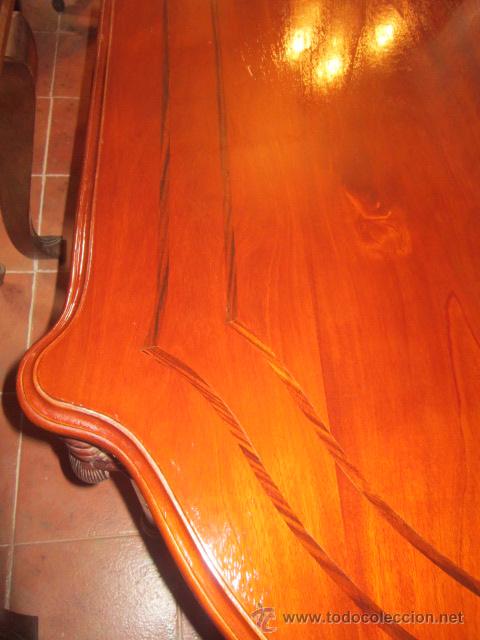 Antig&uuml;edades: G Mesa de comedor en caoba con marqueteria y lazos - Foto 6