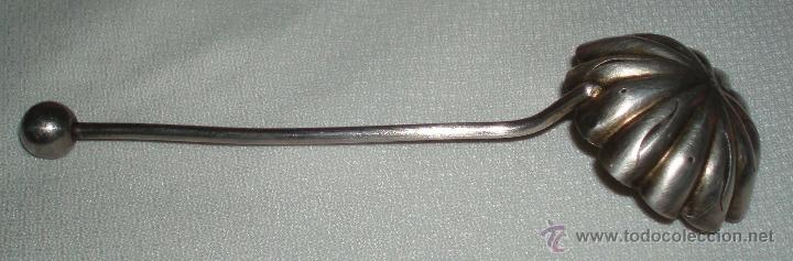 Antig&uuml;edades: cucharon antiguo en forma de concha de plata - Foto 4