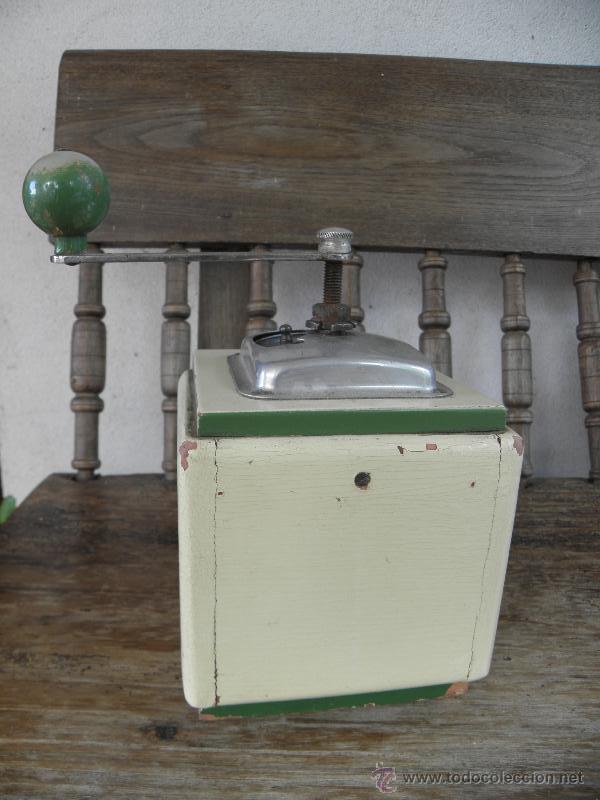 Antig&uuml;edades: Molinillo de cafe antiguo - marca MEFA - madera y metal - Foto 4