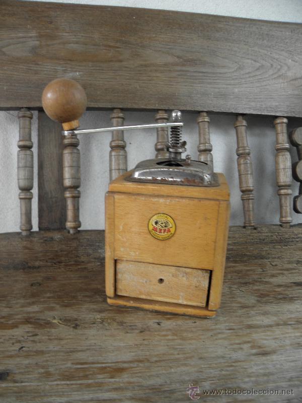 Molinillo de cafe antiguo - marca MEFA - madera y metal