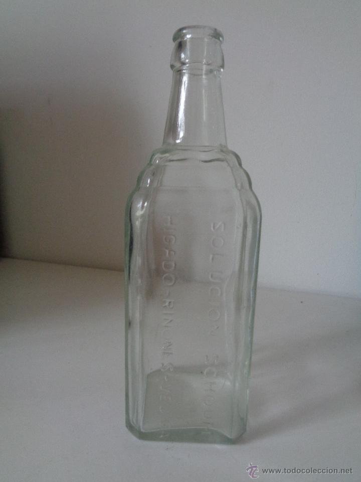 Antig&uuml;edades: Botella antigua Soluci&oacute;n Schoum - Foto 1