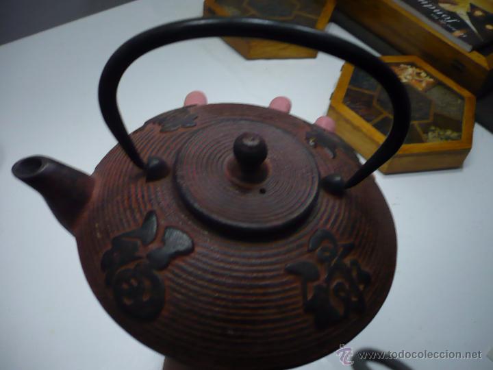 Antig&uuml;edades: TETERA DE ACERO &ndash; ESTILO ASI&Aacute;TICO. - Foto 3