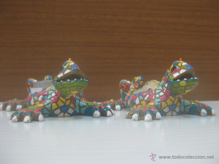 Antig&uuml;edades: dos figuras dragones Gaud&iacute; - Foto 1