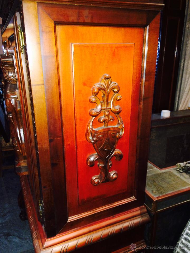 Antig&uuml;edades: MUEBLE AUXILIAR DE MADERA MACIZA - Foto 5