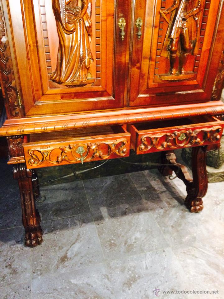 Antig&uuml;edades: MUEBLE AUXILIAR DE MADERA MACIZA - Foto 6