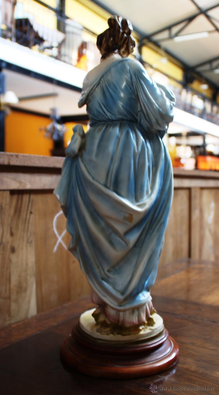 Antig&uuml;edades: FIGURA DE MUJER EN YESO. REF. 5866 - Foto 5