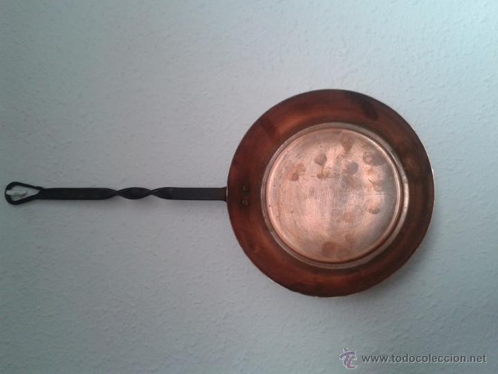 Antig&uuml;edades: SARTEN EN COBRE DECORATIVA - Foto 3