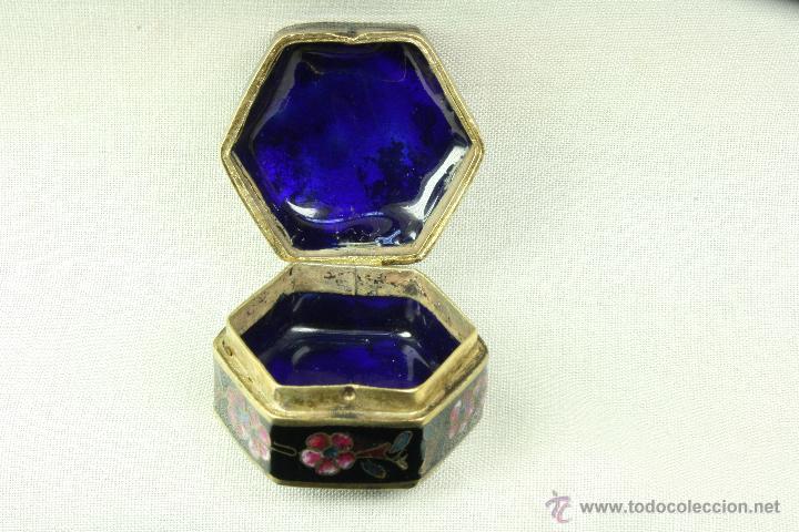 Antig&uuml;edades: Caja esmalte cloisonn&eacute; peque&ntilde;a. - Foto 2
