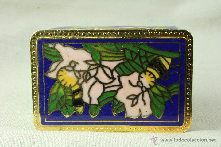Antig&uuml;edades: Caja grande de esmalte cloisonn&eacute;. - Foto 1