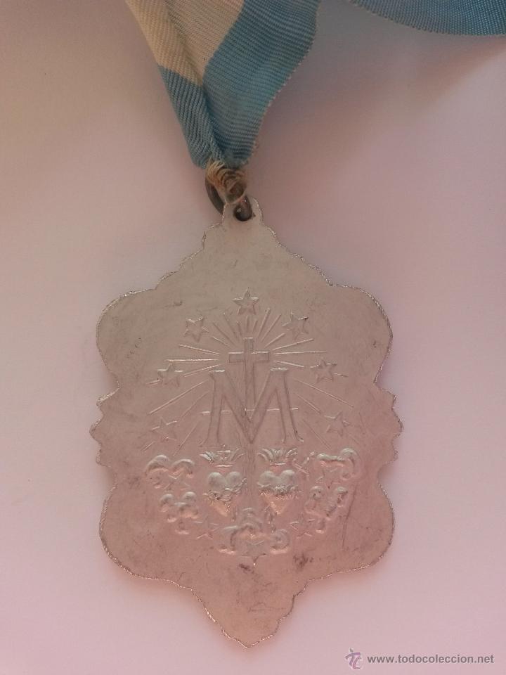 Antig&uuml;edades: medalla de la inmaculada de 6 x 4,1 cms. maria sin pecado concebida - Foto 2