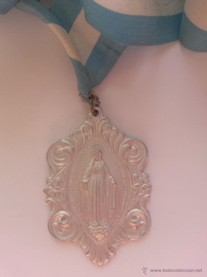 Antig&uuml;edades: medalla de la inmaculada de 6 x 4,1 cms. maria sin pecado concebida - Foto 3